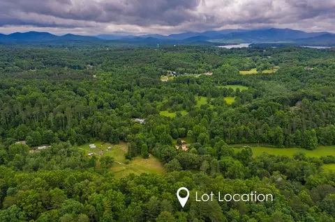 9 Deer Haven Dr, Morganton, GA 30560