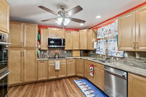 Kitchen - 267 Farner Rd, Farner, TN 37333 photo 2 of 4