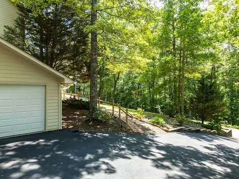 Exterior - 801 Village Rd, Murphy, NC 28906 photo 21 of 30