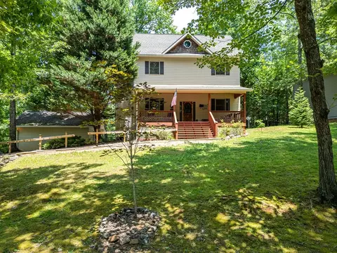 801 Village Rd, Murphy, NC 28906