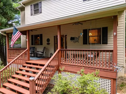 Exterior - 801 Village Rd, Murphy, NC 28906 photo 19 of 30
