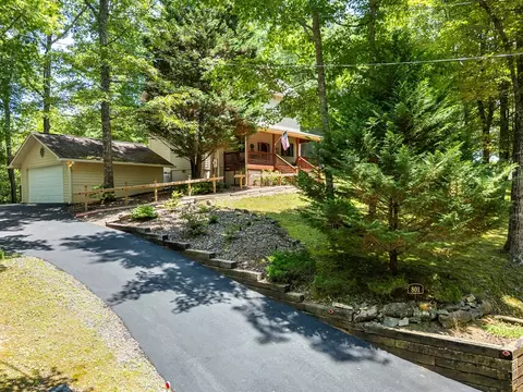 Exterior - 801 Village Rd, Murphy, NC 28906 photo 26 of 30