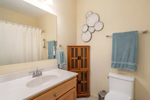 Bath - 801 Village Rd, Murphy, NC 28906 photo 4 of 7