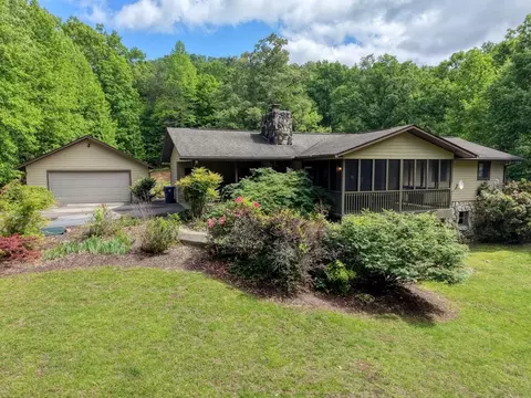 Exterior - 874 Deer Hill Rd, Murphy, NC 28906 photo 3 of 17