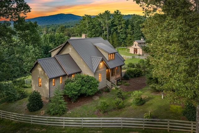 290 Old Anderson Crk, Ellijay, GA 30536