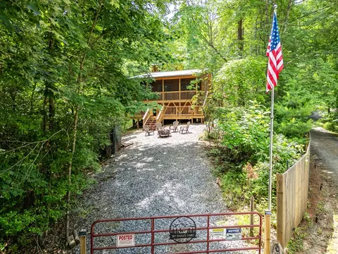 Exterior - 297 Summitt Ln, Murphy, NC 28906 photo 11 of 12