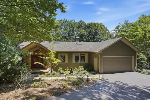 532 Cherokee Trl, Big Canoe, GA 30143