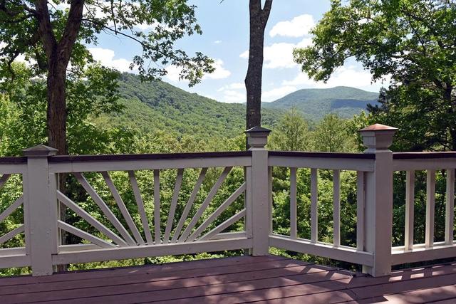 209 Moon Shadow Trl, Blairsville, GA 30512