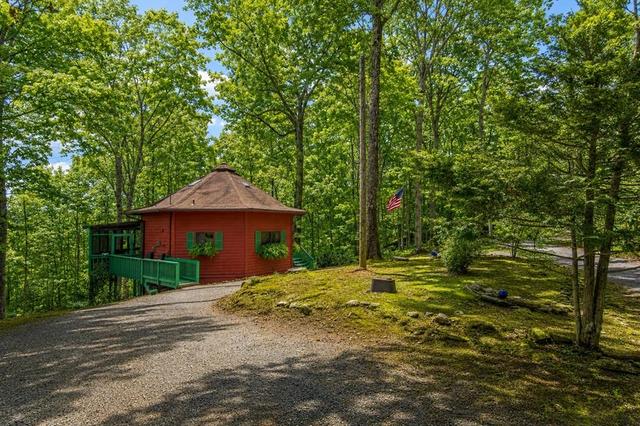 102 Mizzen Ct, Ellijay, GA 30540