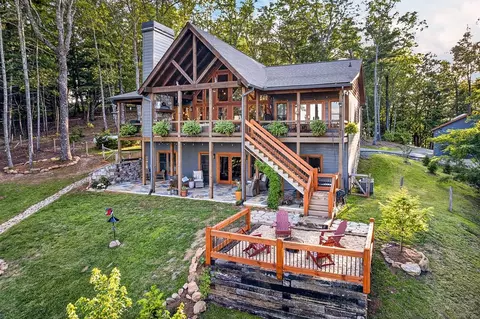 772 Rainbow Mountain Dr, Ellijay, GA 30536