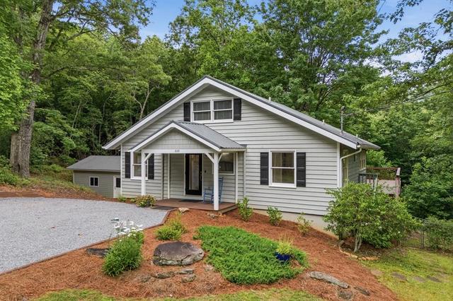 220 Penland Indian Trl, Hayesville, NC 28904