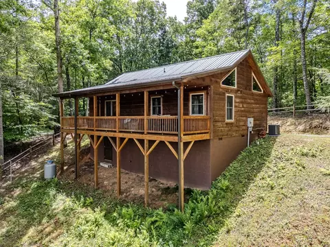Exterior - 1095 Lonesome Pine Rd, Murphy, NC 28906 photo 6 of 14