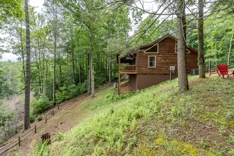 Exterior - 1095 Lonesome Pine Rd, Murphy, NC 28906 photo 5 of 14