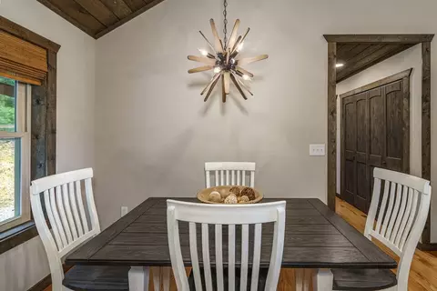 Dining - 1095 Lonesome Pine Rd, Murphy, NC 28906 photo 2 of 2