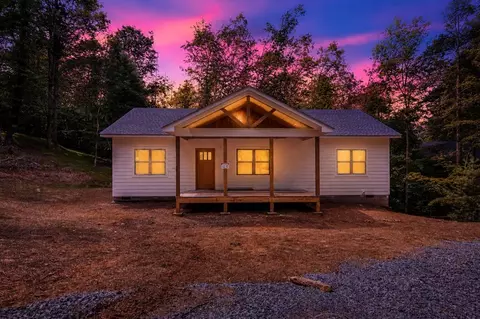 209 Pinecrest Ct, Ellijay, GA 30540