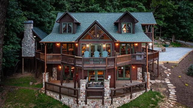 175 Cochise Rd, Blue Ridge, GA 30513