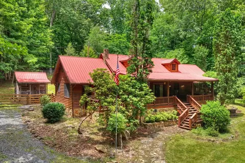 98 Bear Ln, Blue Ridge, GA 30513