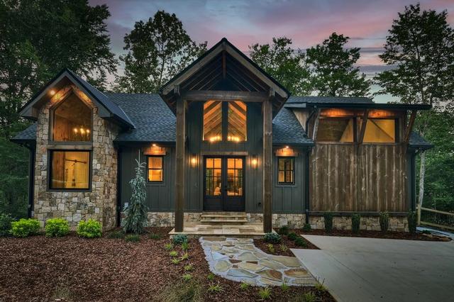 219 Staurolite Mountain Rd, Blue Ridge, GA 30513