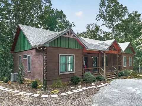 605 Toccoa Preserve Ln, Blue Ridge, GA 30513