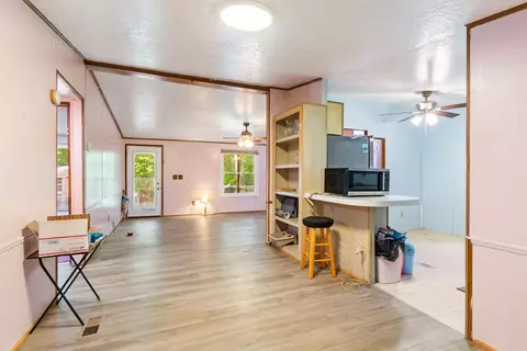 Living - 168 Goldfield Rd, Murphy, NC 28906 photo 5 of 8
