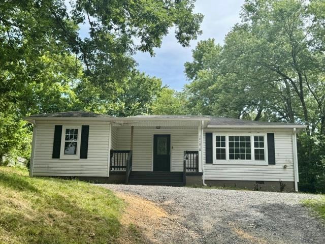 1040 NE 6th St, Cleveland, TN 37311