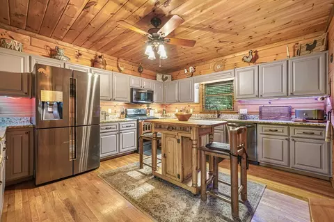 Kitchen - 58 River Rd, Cherry Log, GA 30522 photo 1 of 4