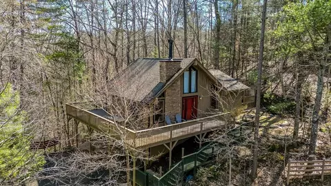 56 Olaf Ct, Ellijay, GA 30540