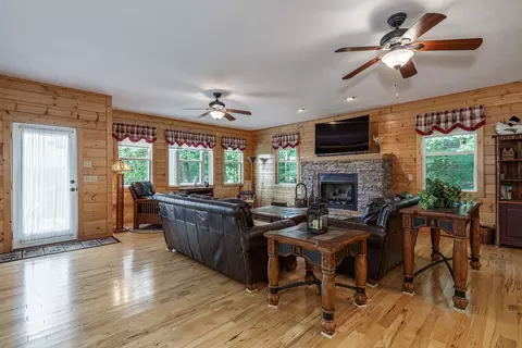 883 Village Rd, Murphy, NC 28906 photo 17