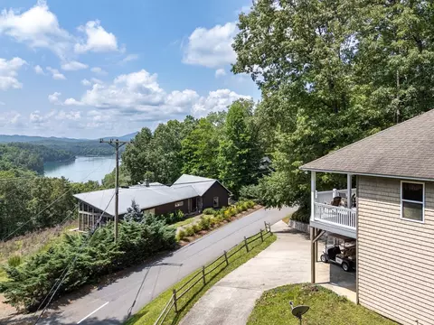883 Village Rd, Murphy, NC 28906 photo 2