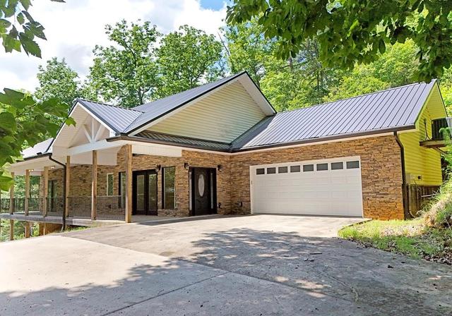 714 Mountain View Rd, Hiawassee, GA 30546
