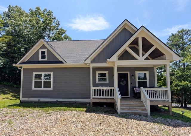 162 Barefoot Trl, Blairsville, GA 30512