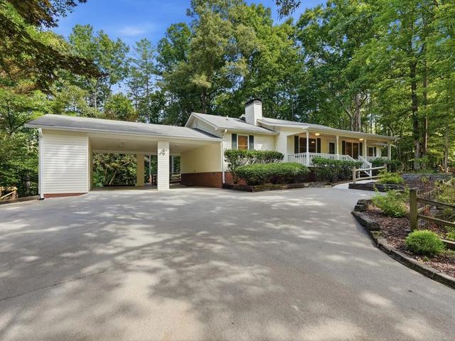 54 Choctaw Dr, Ellijay, GA 30540