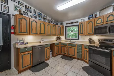Kitchen - 860 Holly Rd, Murphy, NC 28906 photo 2 of 2