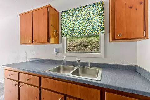 Kitchen - 60 Fleming St, Murphy, NC 28906 photo 3 of 4