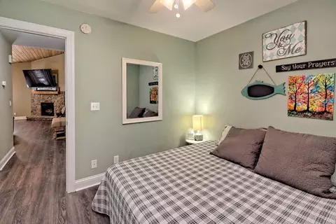 Bedroom - 55 Rolling Oaks Rd, Murphy, NC 28906 photo 3 of 5