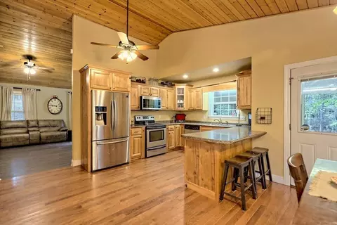 Kitchen - 55 Rolling Oaks Rd, Murphy, NC 28906 photo 2 of 2