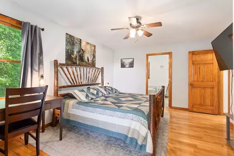 Bedroom - 117 Carson Ln, Murphy, NC 28906 photo 4 of 10
