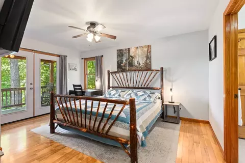 Bedroom - 117 Carson Ln, Murphy, NC 28906 photo 1 of 10