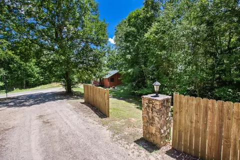 Exterior - 117 Carson Ln, Murphy, NC 28906 photo 4 of 43