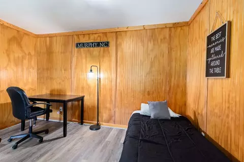 Bedroom - 117 Carson Ln, Murphy, NC 28906 photo 5 of 10