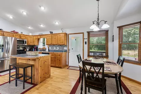 Dining - 117 Carson Ln, Murphy, NC 28906 photo 4 of 4