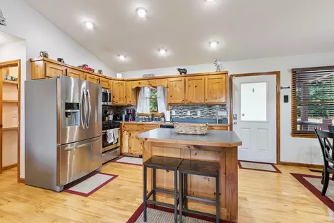Kitchen - 117 Carson Ln, Murphy, NC 28906 photo 3 of 6