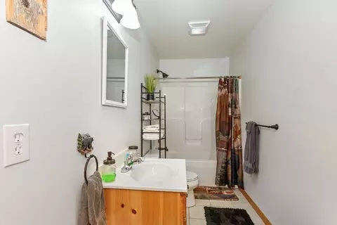 Bath - 117 Carson Ln, Murphy, NC 28906 photo 6 of 8