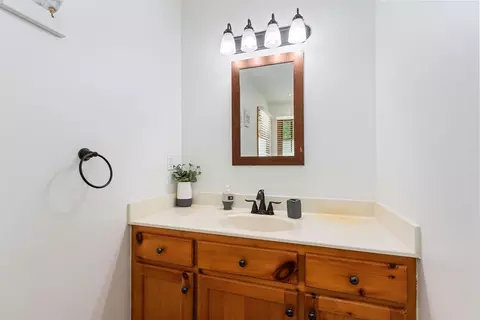 Bath - 117 Carson Ln, Murphy, NC 28906 photo 5 of 8