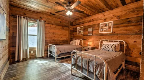 Bedroom - 300 Cloudland Trce, Epworth, GA 30541 photo 8 of 10
