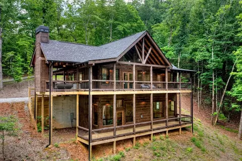 120 Green Ridge Rd, Blue Ridge, GA 30513