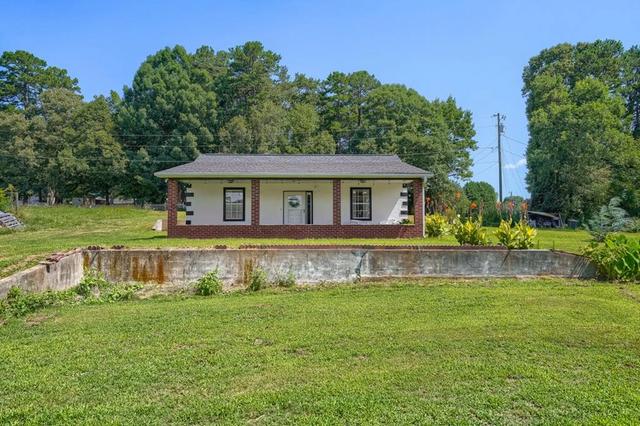 5765 Crow Dr, Cumming, GA 30041