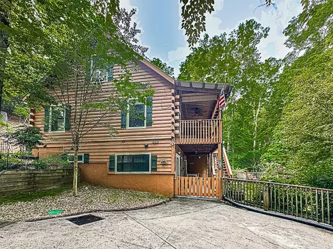 290 Ruby Ln, Ellijay, GA 30540