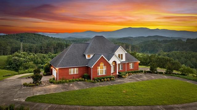 752 Cherokee Trl, Copperhill, TN 37317