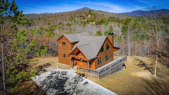 242 Whisperwood Trl, Mineral Bluff, GA 30559